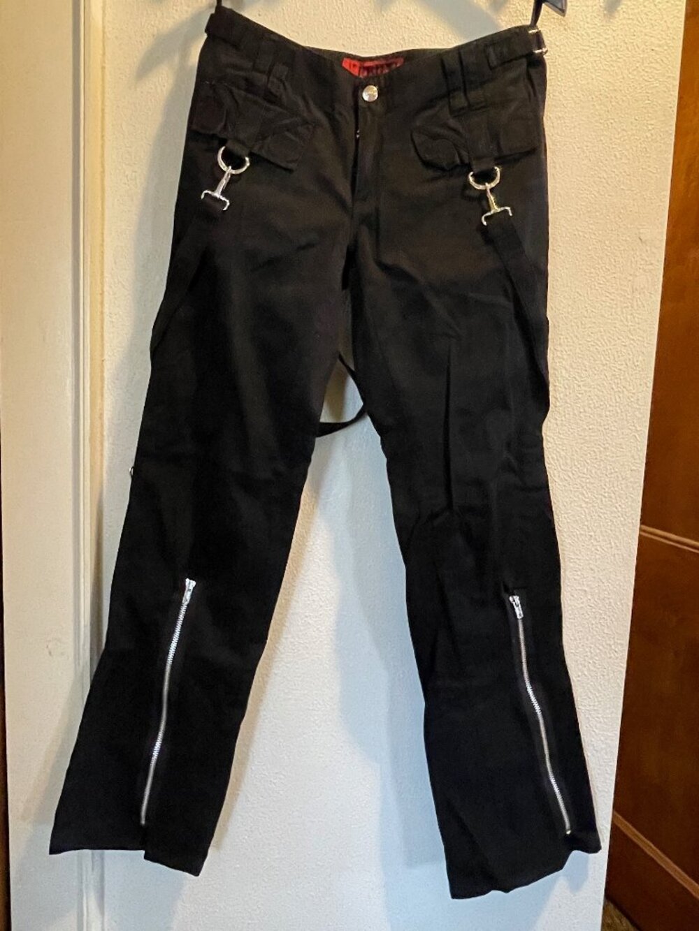 Vintage Tripp NYC bondage pants straps skull 5 27 sexy goth Y2K D O Rings zipper
